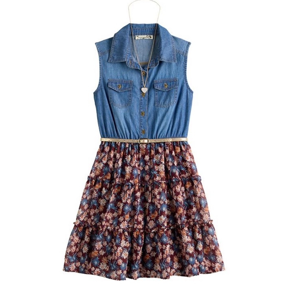 Sleeveless Denim and Floral Dress is NWT. Size large